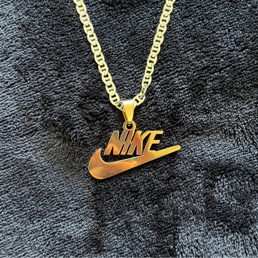 ✨ Nike Gold Chain Necklace ✨